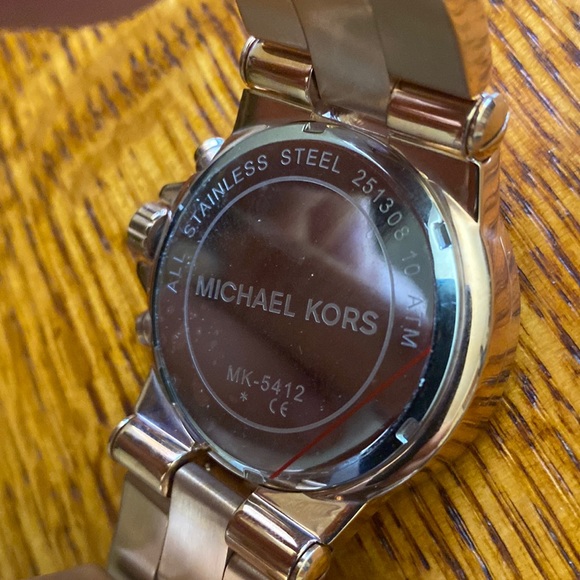 NWOT Michael Kors Dylan Rose Gold MK5412 Ladies Quartz Watch - Picture 6 of 9